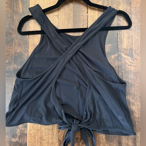 Lululemon tank black size 10 - Picture 2 of 3